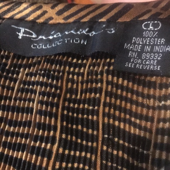 Priyanka’s Collection blouse - Picture 4 of 4